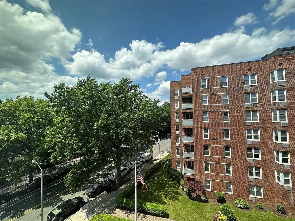 9201 Shore Road, Unit C507 Brooklyn, NY 11209 - Photo 15 of 16 Gallery Image 15
