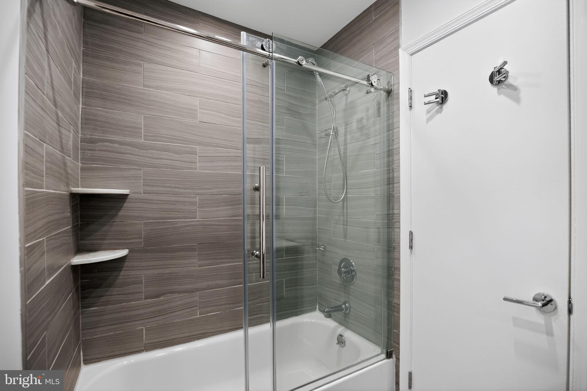 1110 Lombard Street, Unit 16 Philadelphia, PA 19147 - Photo 17 of 23 Updated Full Bathroom