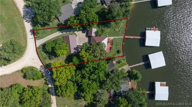 $699,800 | 900 Buckridge Road, Climax Springs, MO 65324