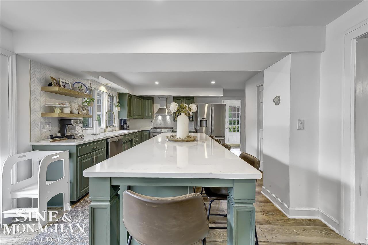258 McMillan Road Grosse Pointe, MI 48236 - Photo 13 of 41 50079796-12.JPG