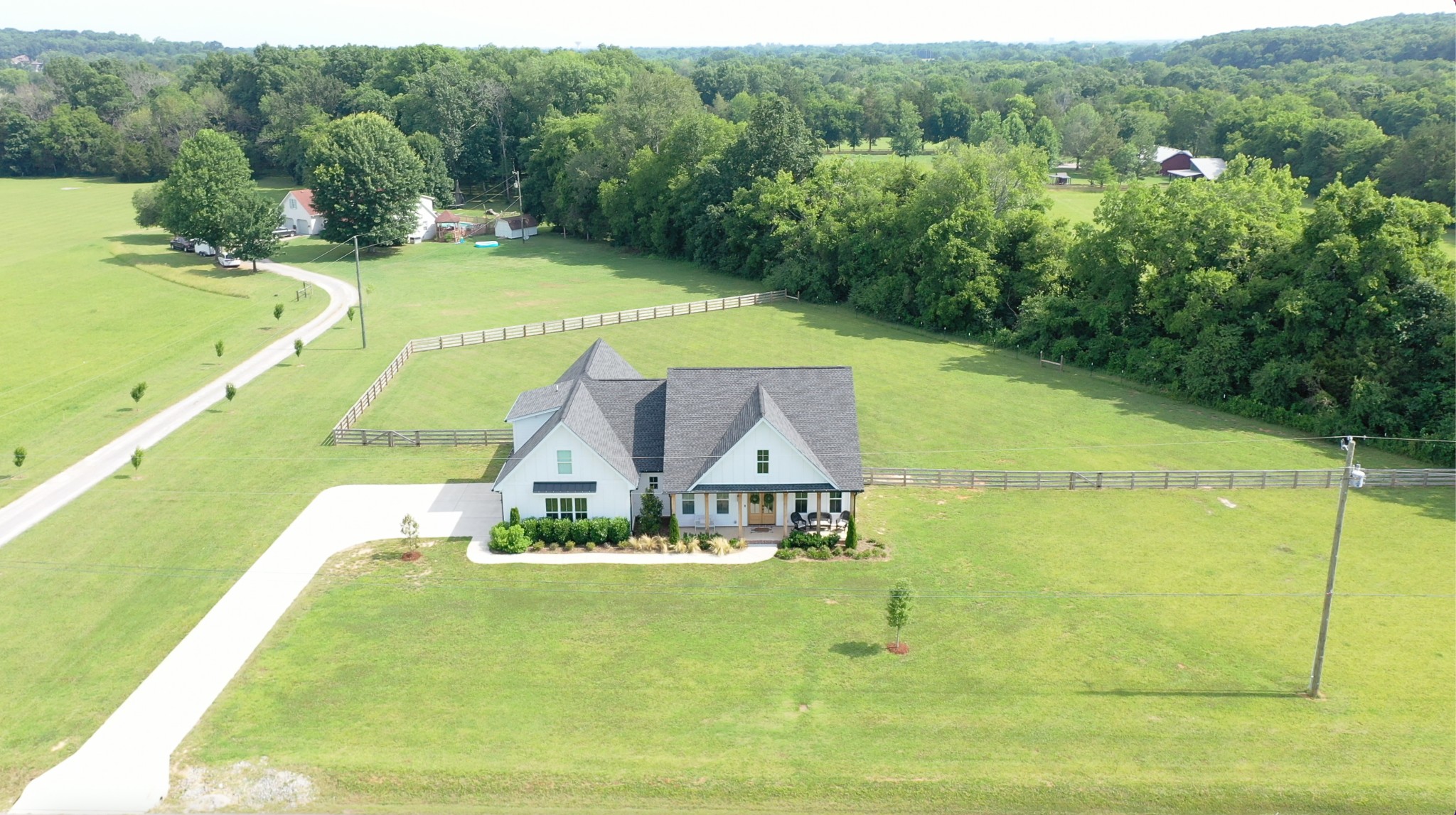 896 River Barfield Road Murfreesboro, TN 37128 - Photo 14 of 54 Gallery Image 14