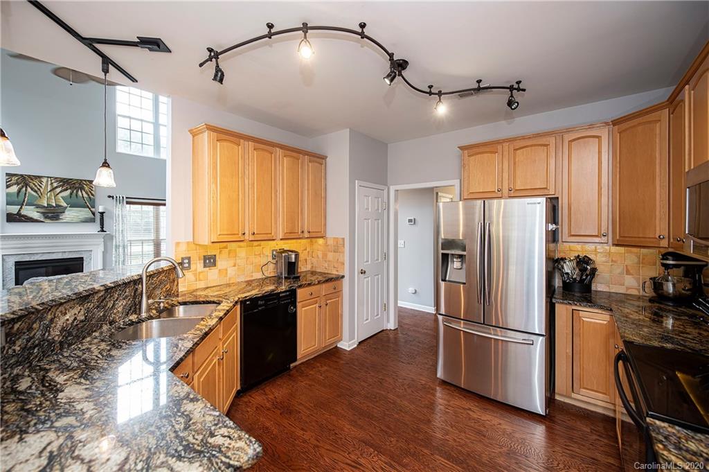 6313 Hawks Eye Court Fort Mill, SC 29708 - Photo 5 of 23 Gallery Image 5