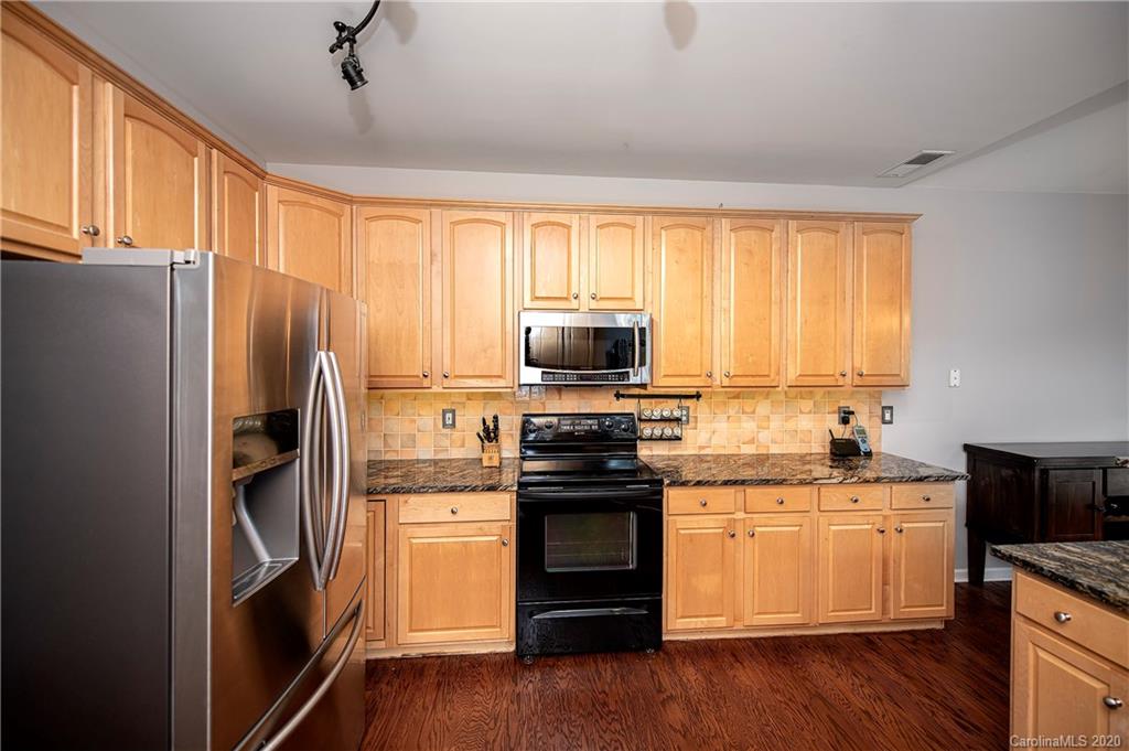 6313 Hawks Eye Court Fort Mill, SC 29708 - Photo 6 of 23 Gallery Image 6