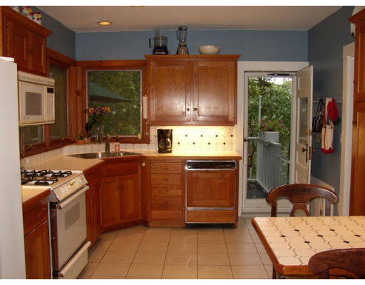47 Ottawa Road Arlington, MA 02476 - Photo 7 of 10 Gallery Image 7