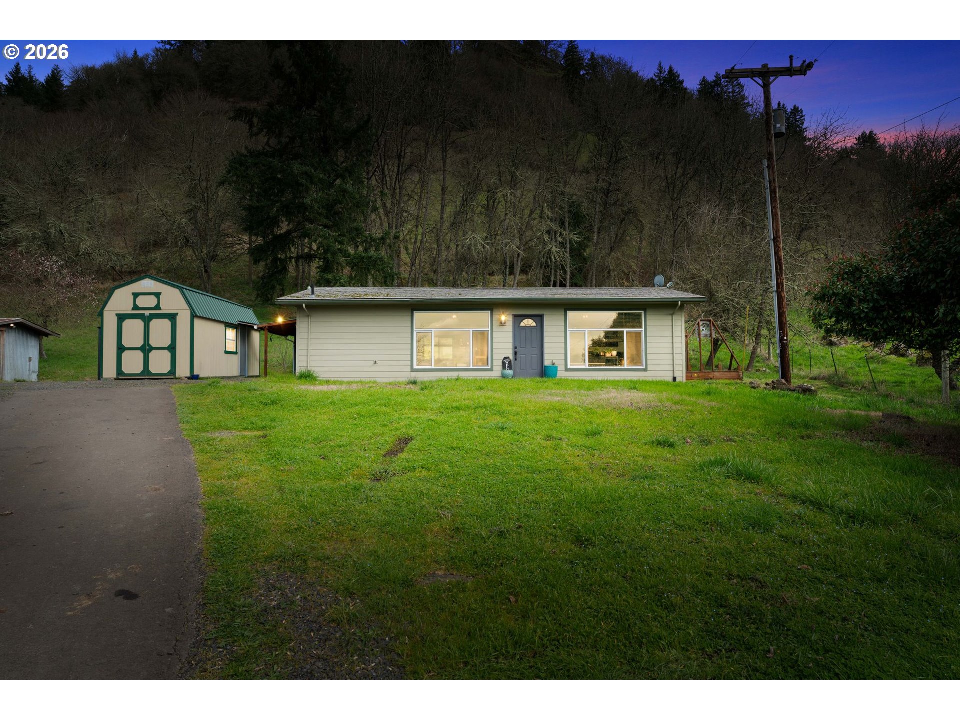 93313 Westpoint Road Harrisburg, OR 97446 - Photo 1 of 28 Gallery Image 1