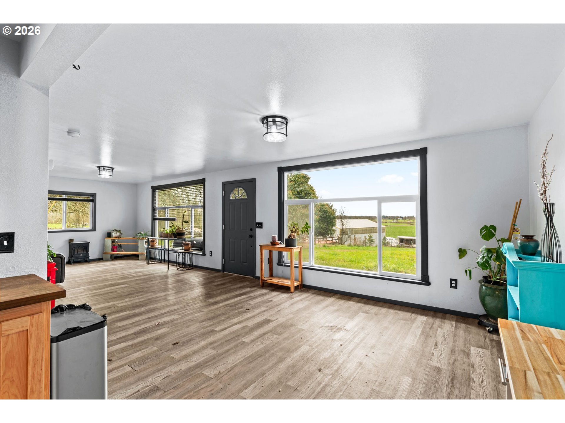 93313 Westpoint Road Harrisburg, OR 97446 - Photo 11 of 28 Gallery Image 11