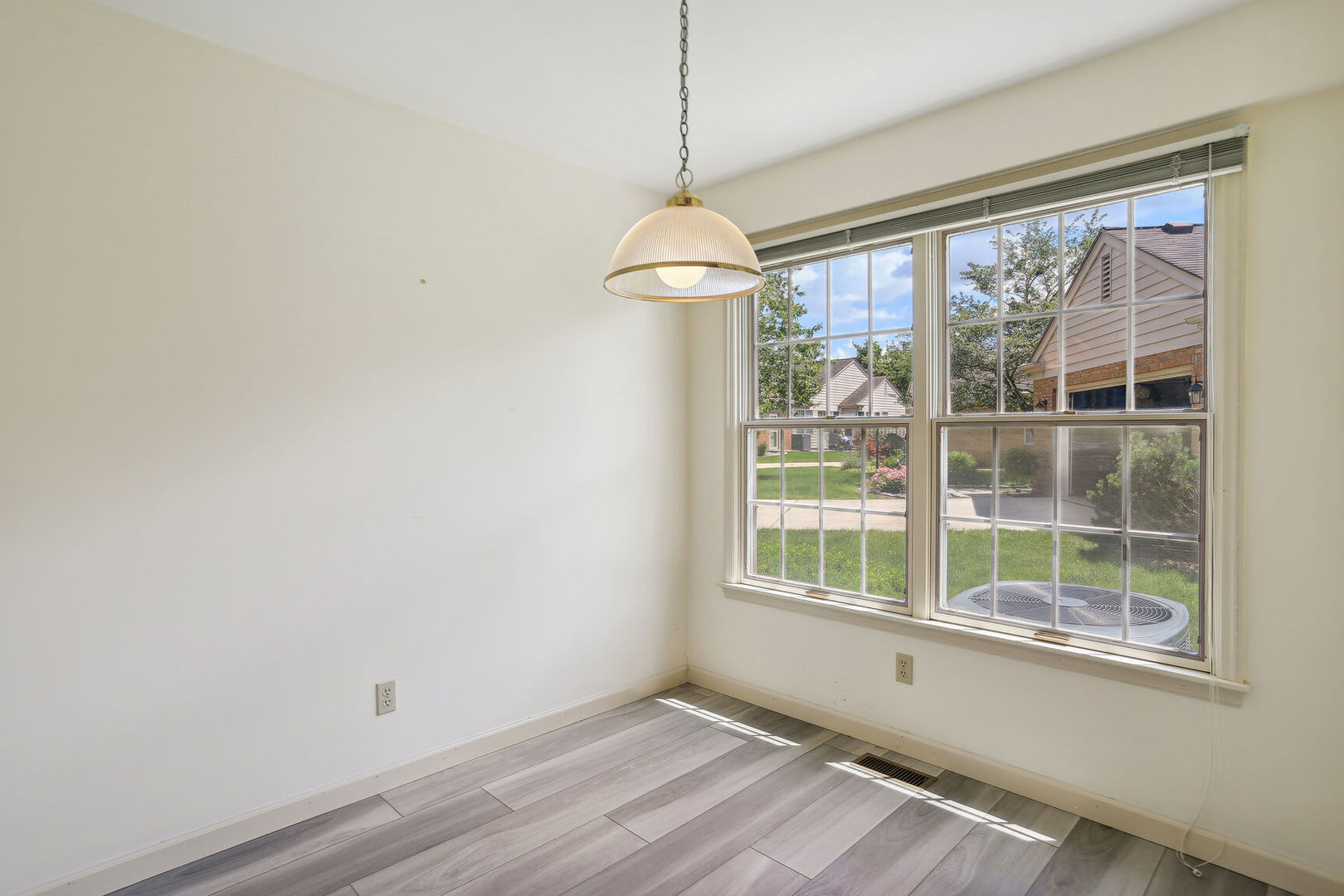 1414 Old Farm Road, Unit B Champaign, IL 61821 - Photo 11 of 30 Gallery Image 11