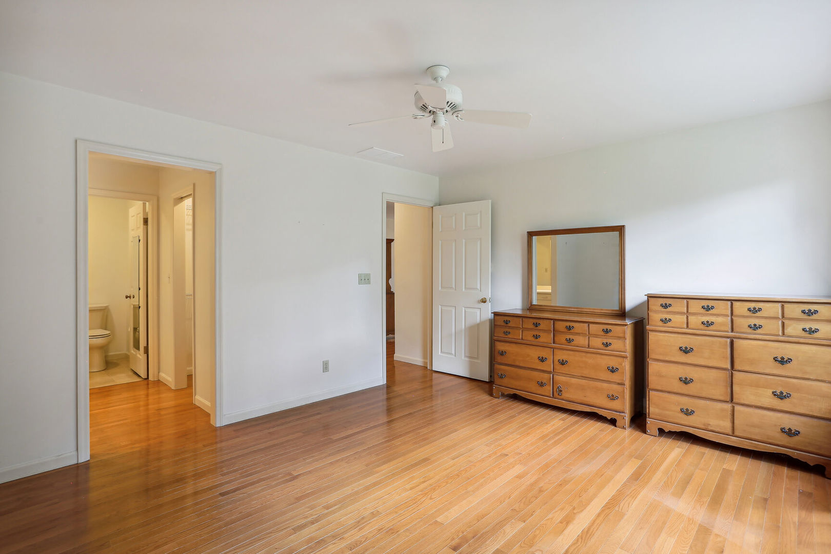 1414 Old Farm Road, Unit B Champaign, IL 61821 - Photo 18 of 30 Gallery Image 18