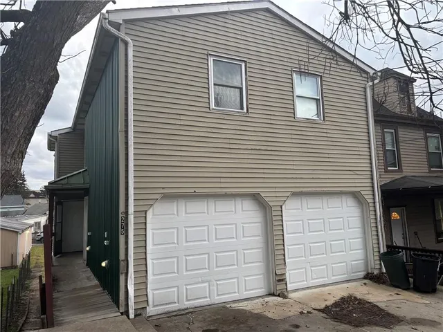 $850 | 275 North Franklin Street, Unit A, Washington, PA 15301