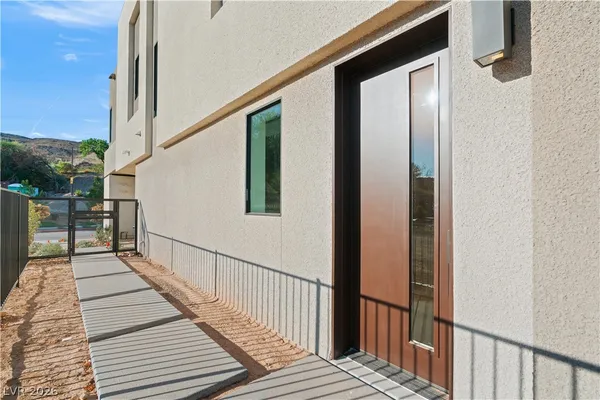 $10,000 | 66 Lakefront Drive, Henderson, NV 89011