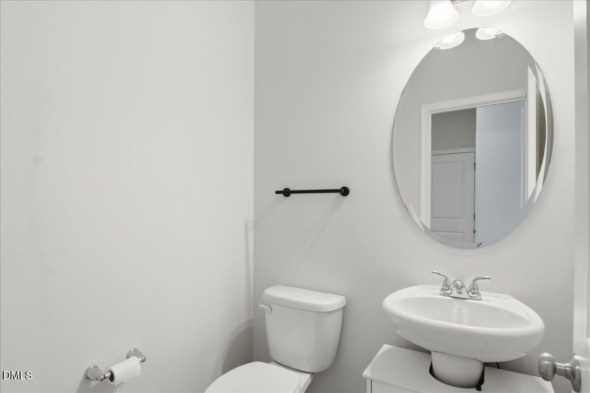 20 Roseshell Way Louisburg, NC 27549 - Photo 9 of 40 27-20 Roseshell Wy-27