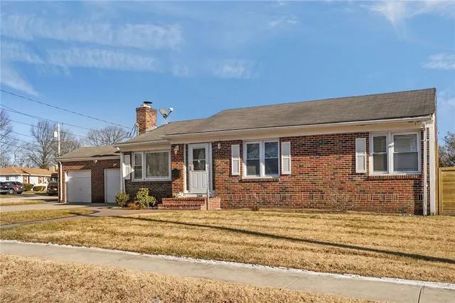 $579,000 | 366 Woodbine Street, Cranston, RI 02910