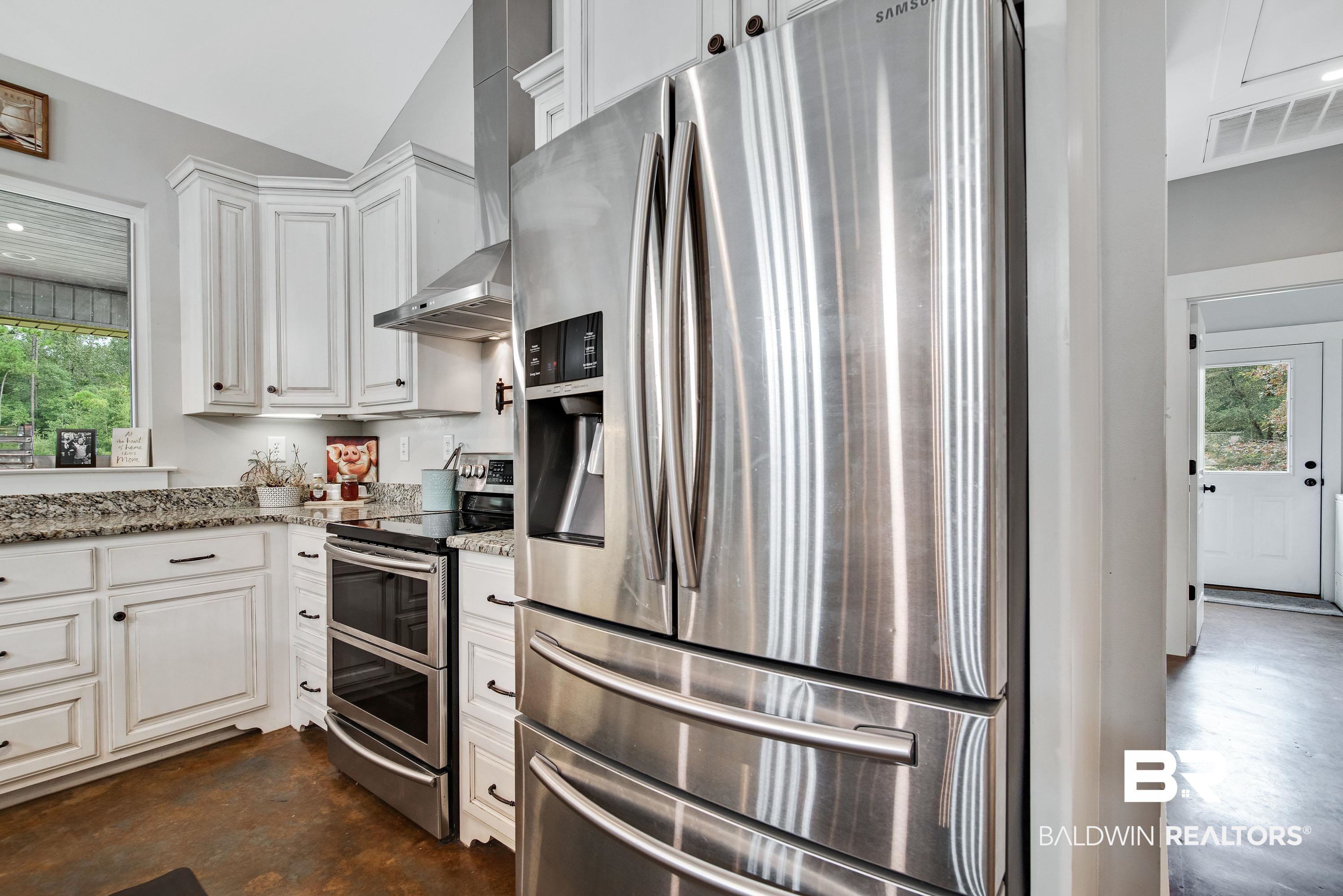 32158 A Buzbee Road Daphne, AL 36527 - Photo 4 of 40 Kitchen
