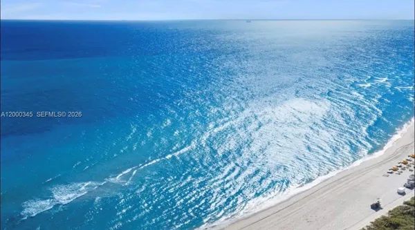 $8,500 | 6365 Collins Avenue, Unit 2702, Miami Beach, FL 33141