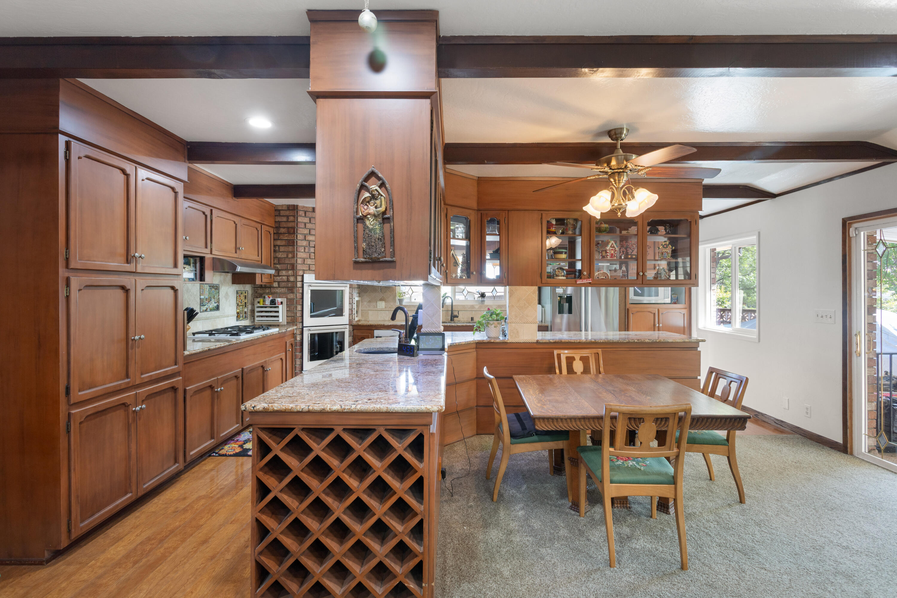 3605 Tamarack Drive Redding, CA 96003 - Photo 18 of 35 Interior07