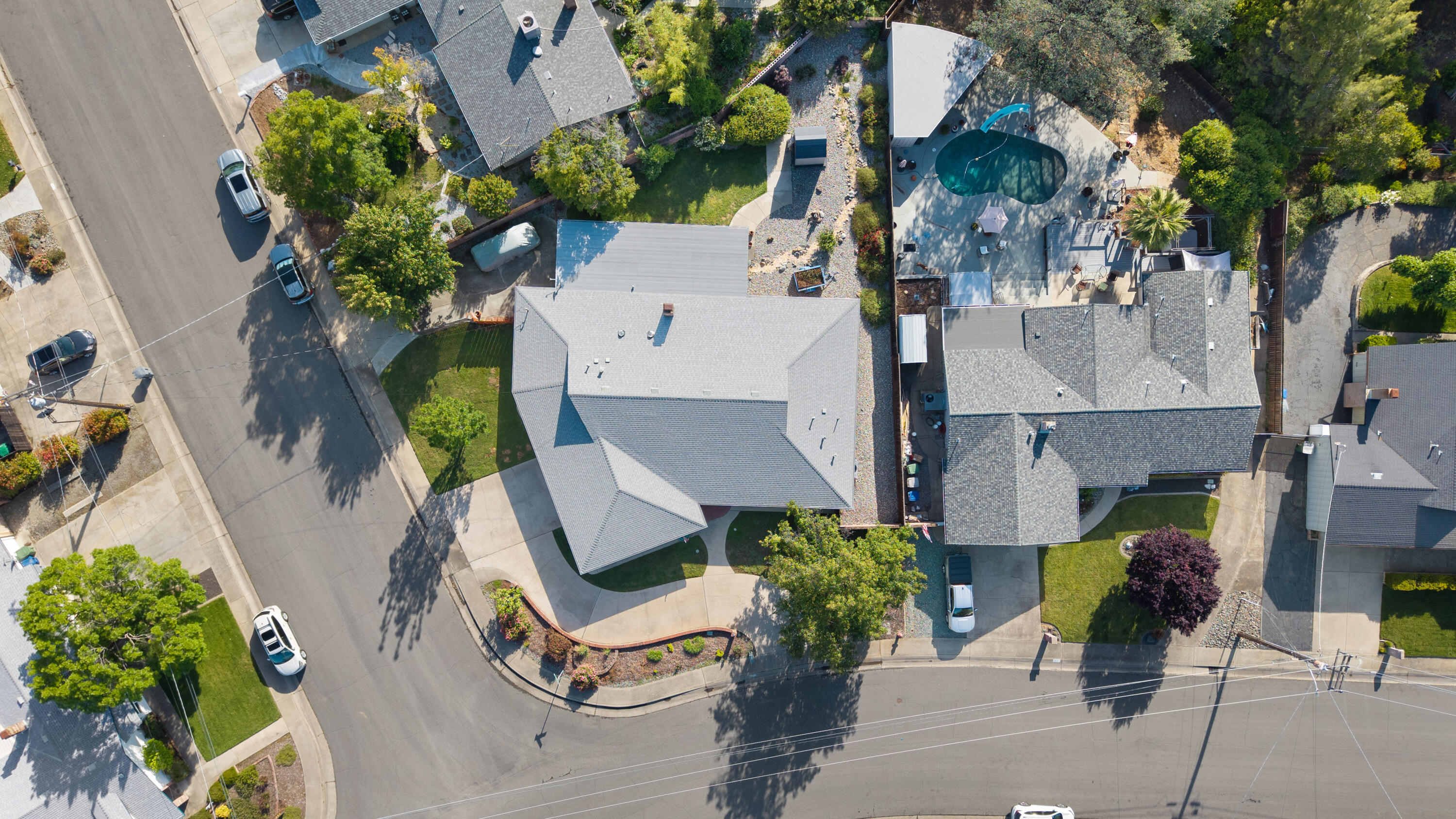 3605 Tamarack Drive Redding, CA 96003 - Photo 2 of 35 Exterior01