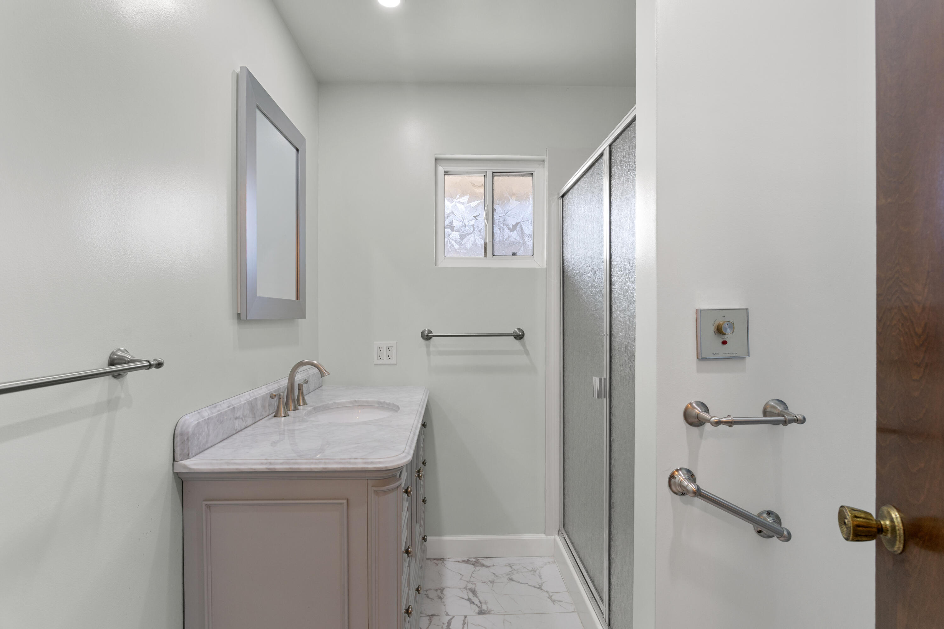 3605 Tamarack Drive Redding, CA 96003 - Photo 32 of 35 Interior19