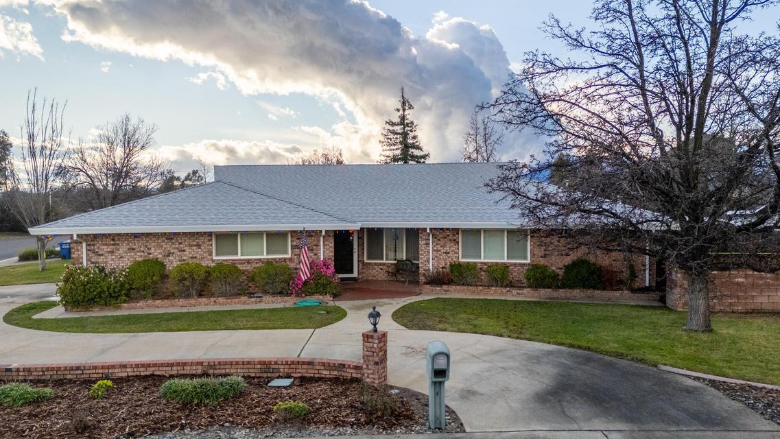 3605 Tamarack Drive Redding, CA 96003 - Photo 7 of 35 Pic 1