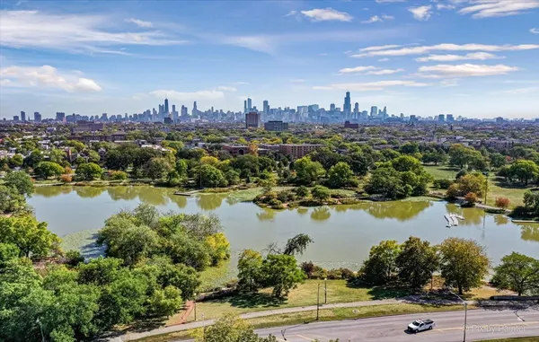 $4,600 | 1732 North California Avenue, Unit 1, Chicago, IL 60647