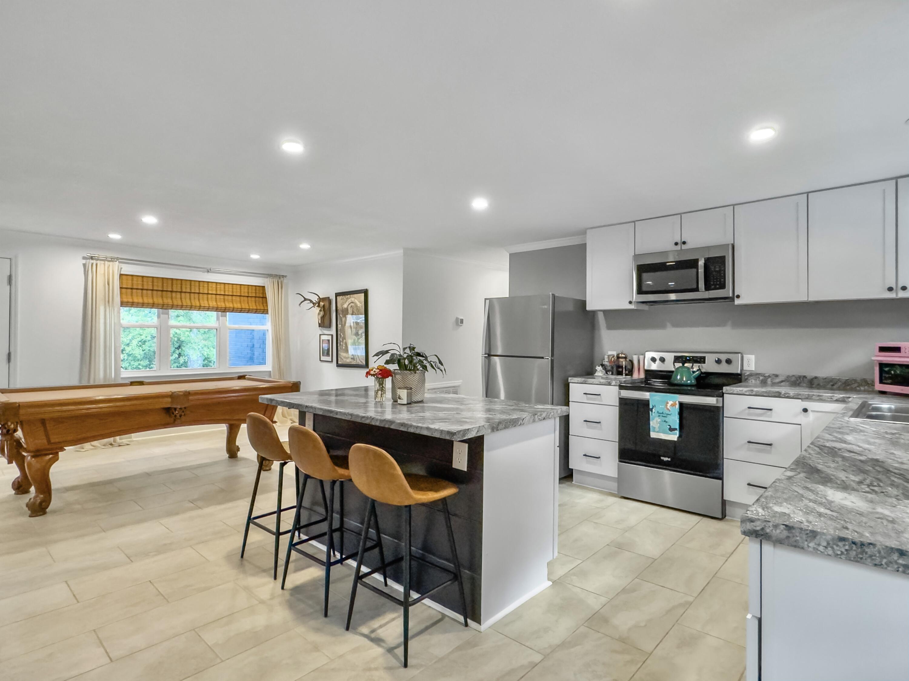 107 Hiers Corner Road Walterboro, SC 29488 - Photo 14 of 39 kitchen