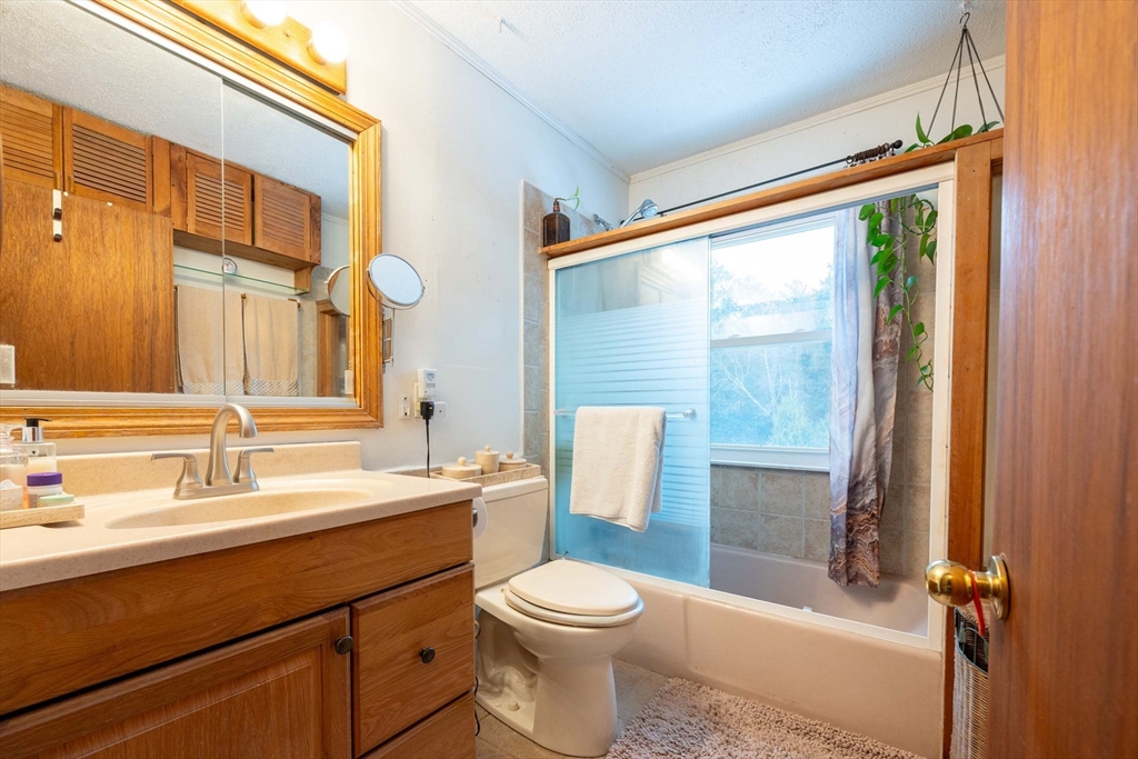 2 Dwight Circle Amherst, MA 01002 - Photo 19 of 28