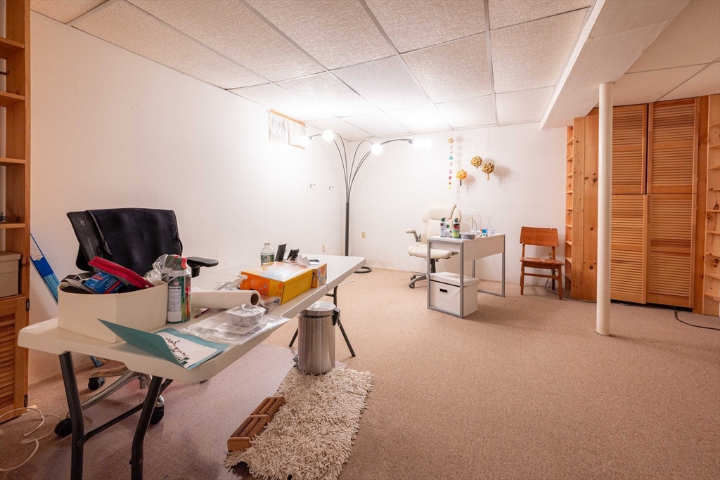 2 Dwight Circle Amherst, MA 01002 - Photo 20 of 28