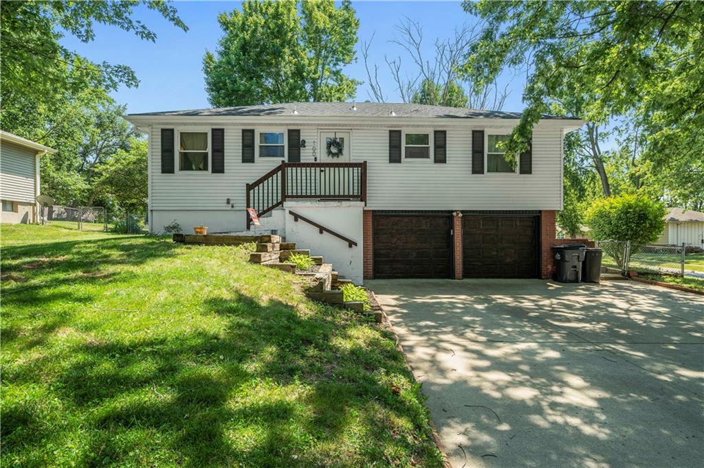 100 Southeast Cromwell Blue Springs, MO 64014 - Photo 1 of 1
