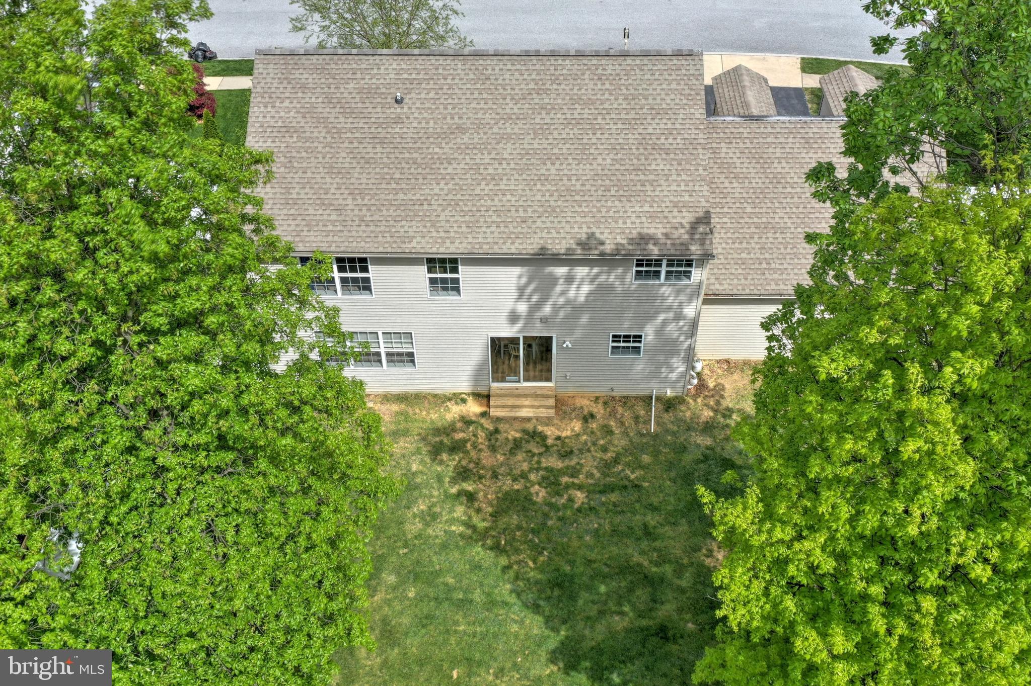7735 Seneca Ridge Drive York, PA 17403 - Photo 3 of 54 Gallery Image 3