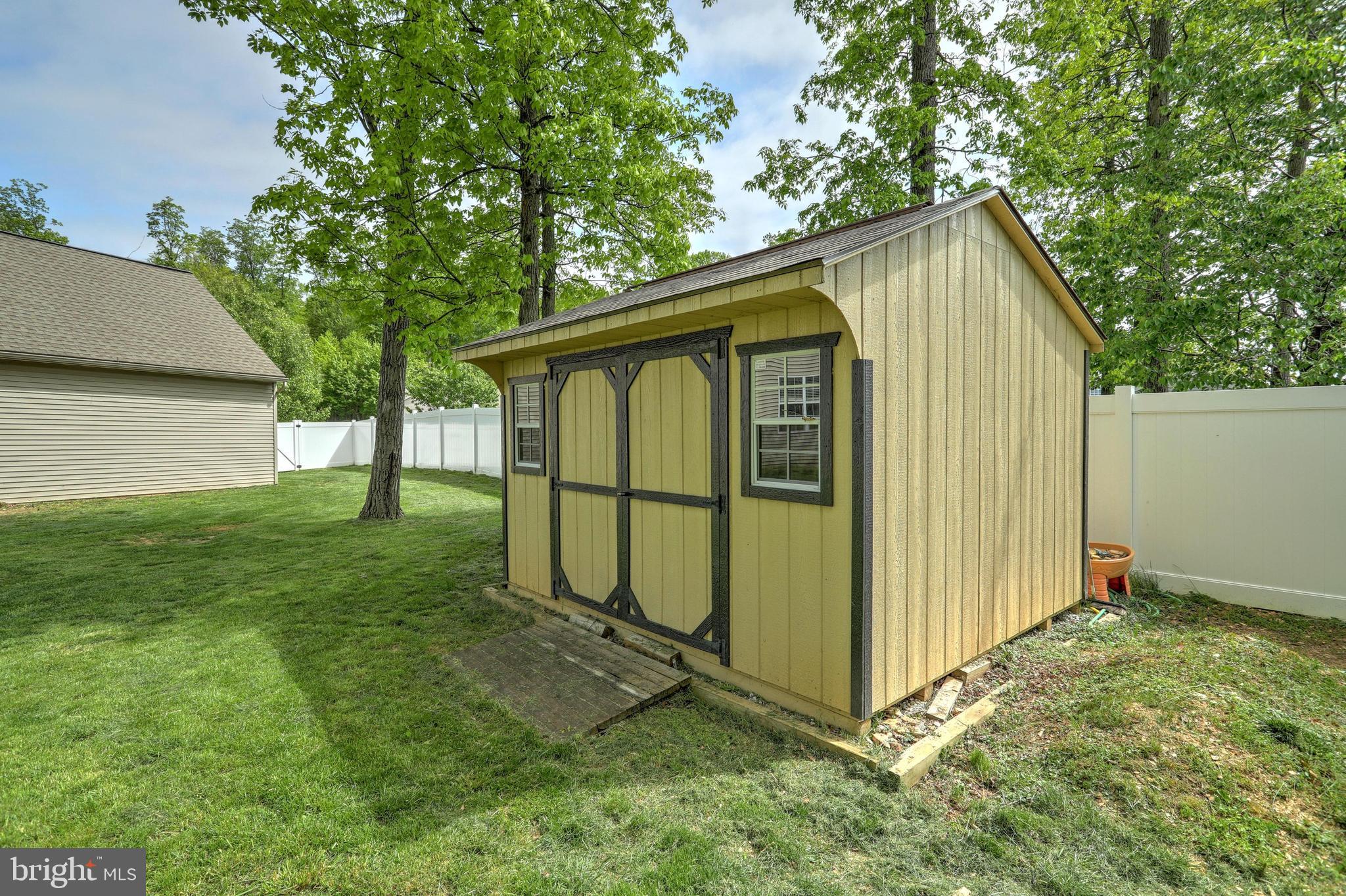 7735 Seneca Ridge Drive York, PA 17403 - Photo 22 of 54 Gallery Image 22