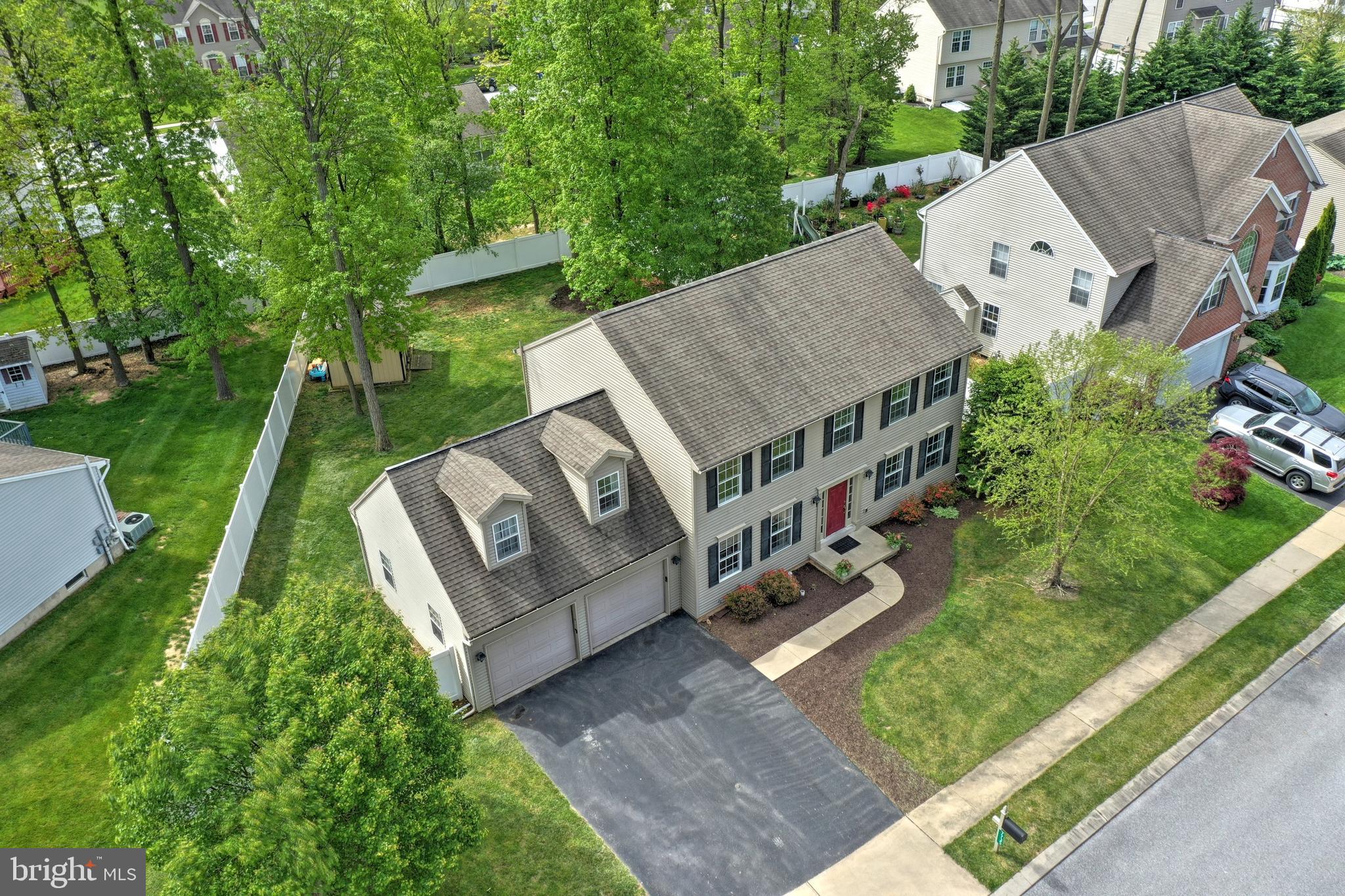 7735 Seneca Ridge Drive York, PA 17403 - Photo 8 of 54 Gallery Image 8