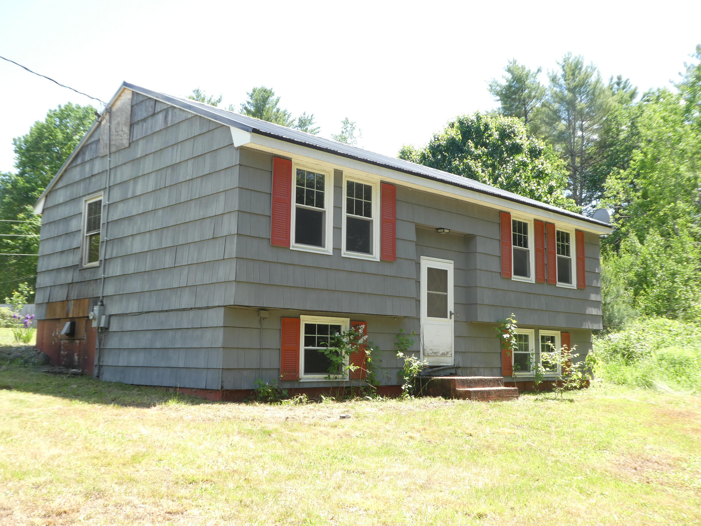6 Hope Avenue Steep Falls, ME 04085 - Photo 4 of 31 P1130399