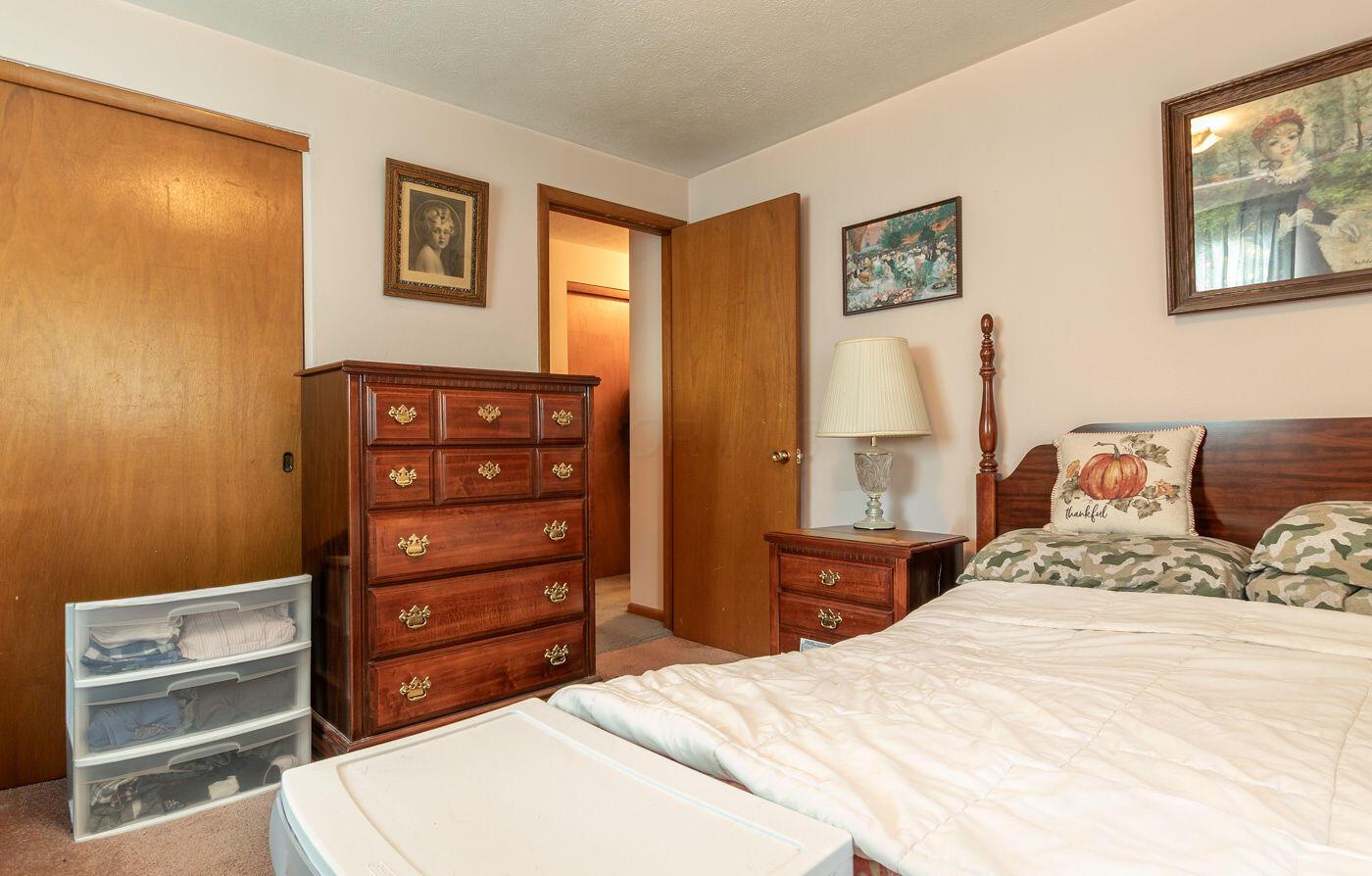 3547 Noe Bixby Road Columbus, OH 43232 - Photo 24 of 27 23