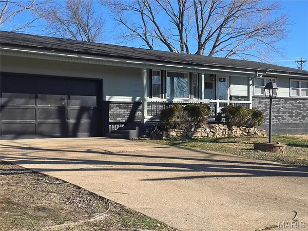 $284,900 | 1903 Long Drive, Waynesville, MO 65583