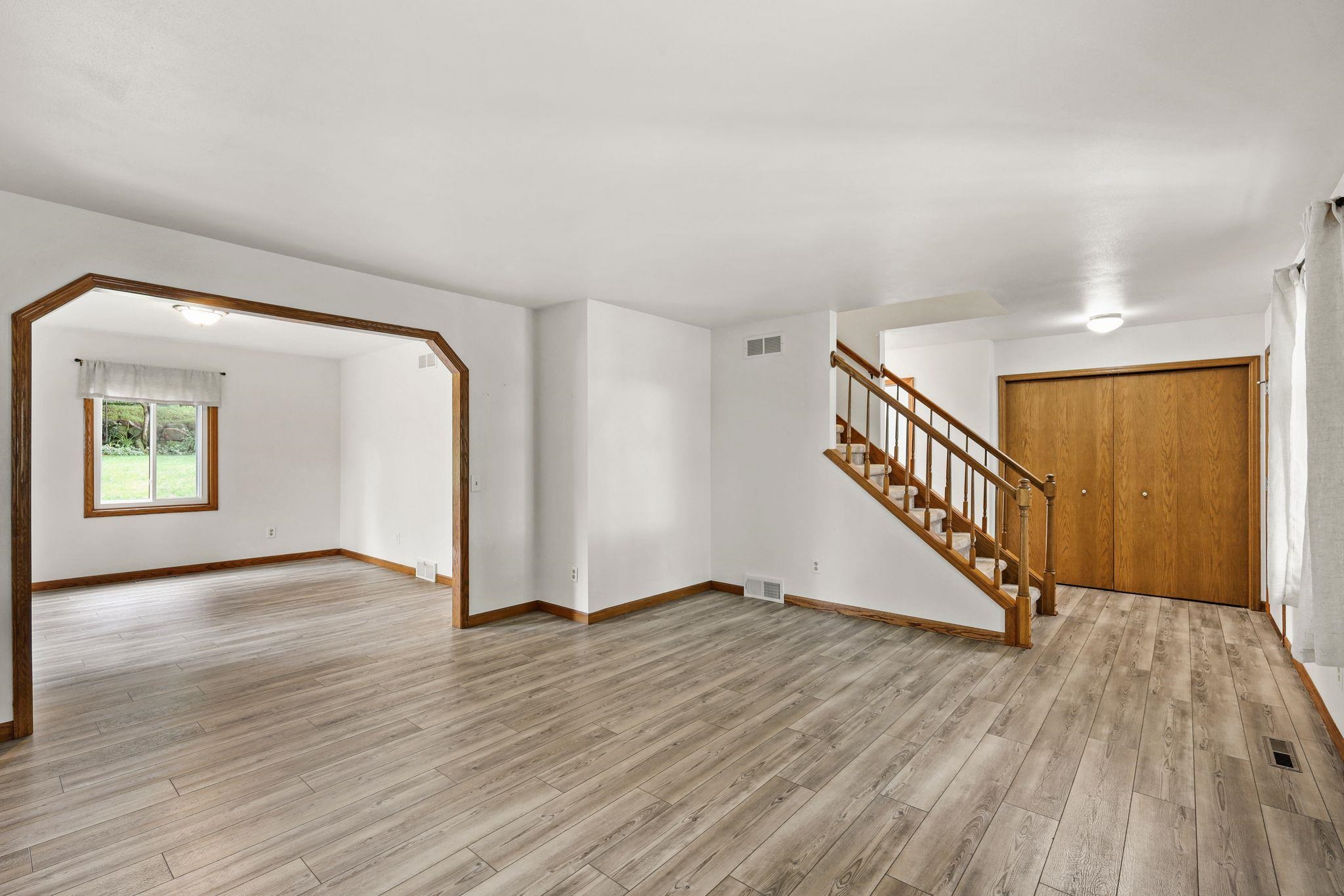3702 Spring Hill Court Middleton, WI 53562 - Photo 7 of 51