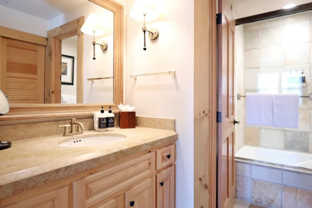 $720,000 | 457 Mountain Village Boulevard, Unit 2112, Mountain Village, CO 81435