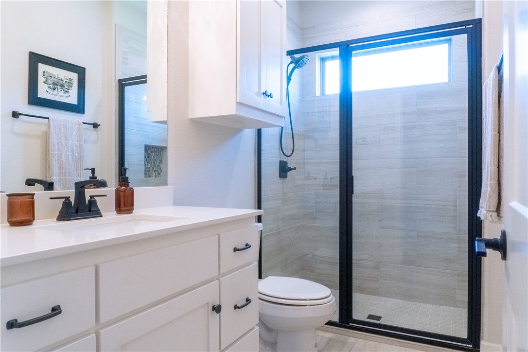 4205 Kalalau Court Bryan, TX 77802 - Photo 5 of 31