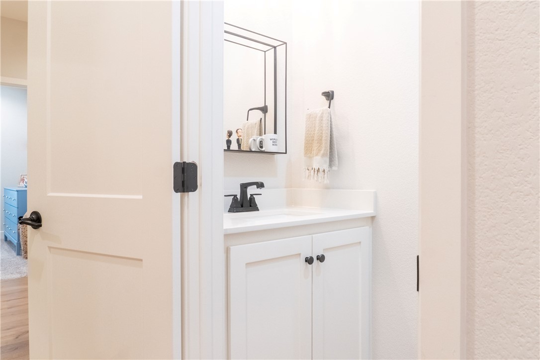 4205 Kalalau Court Bryan, TX 77802 - Photo 8 of 31