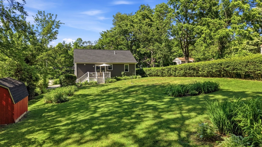 12 Cliff Street Worcester, MA 01607 - Photo 4 of 42