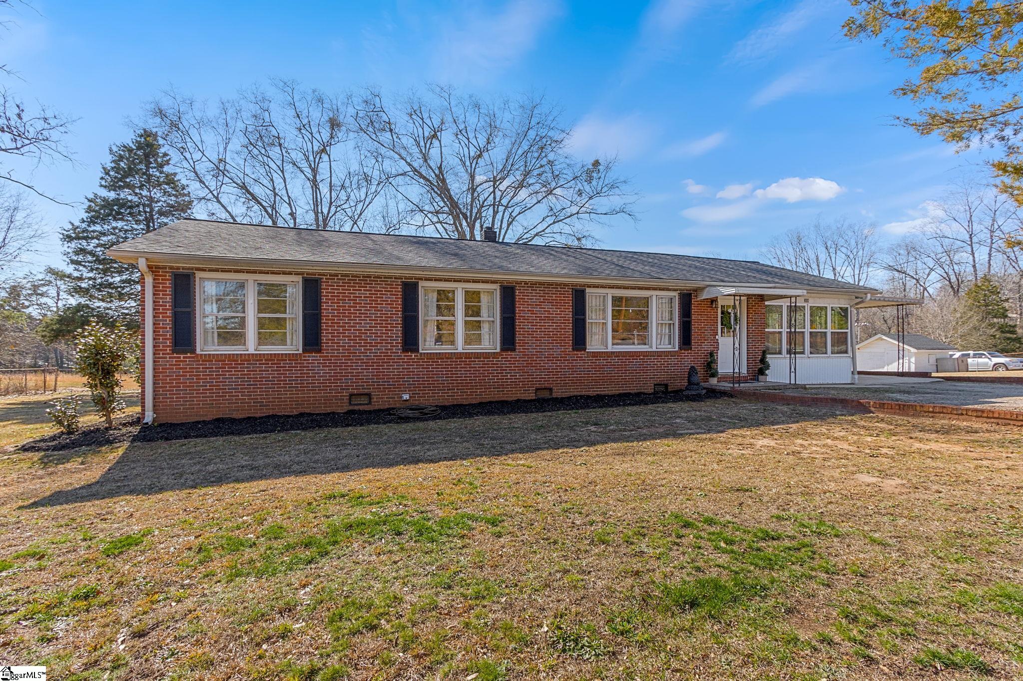 308 Crosswell School Road Easley, SC 29640 - Photo 2 of 34 Gallery Image 2