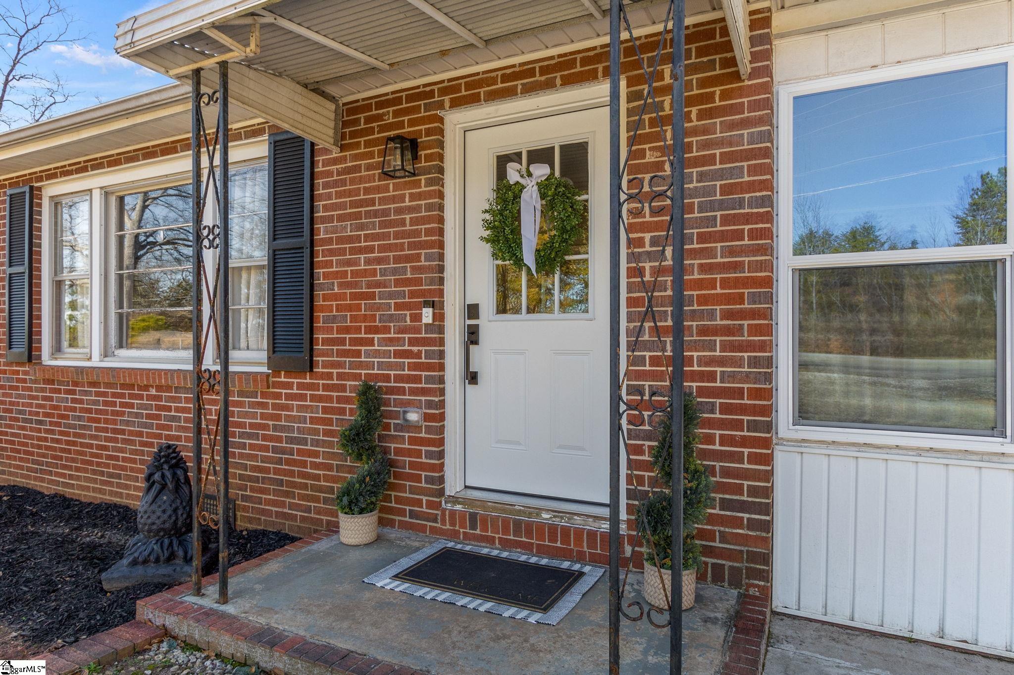 308 Crosswell School Road Easley, SC 29640 - Photo 4 of 34 Gallery Image 4
