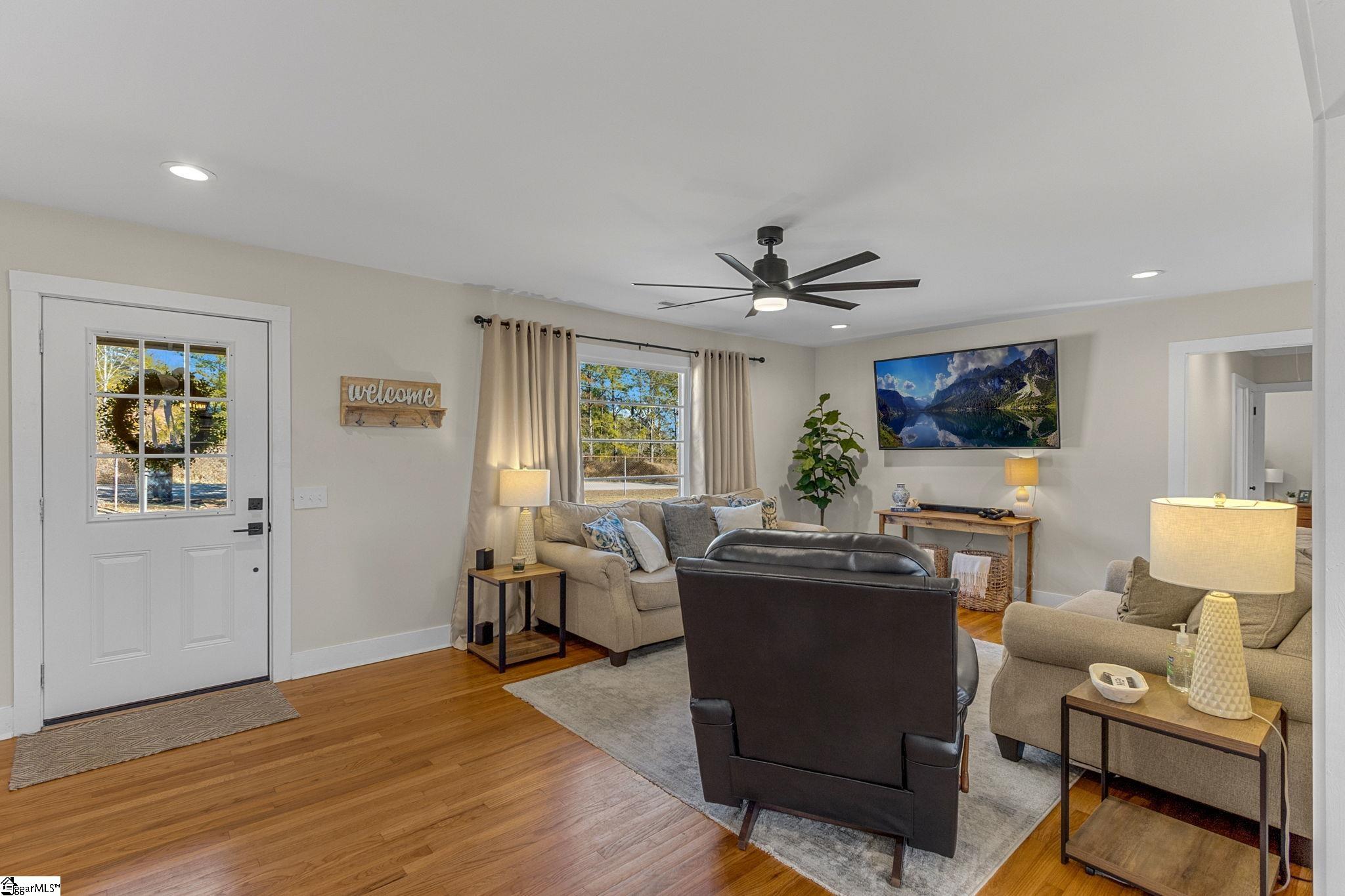 308 Crosswell School Road Easley, SC 29640 - Photo 7 of 34 Gallery Image 7