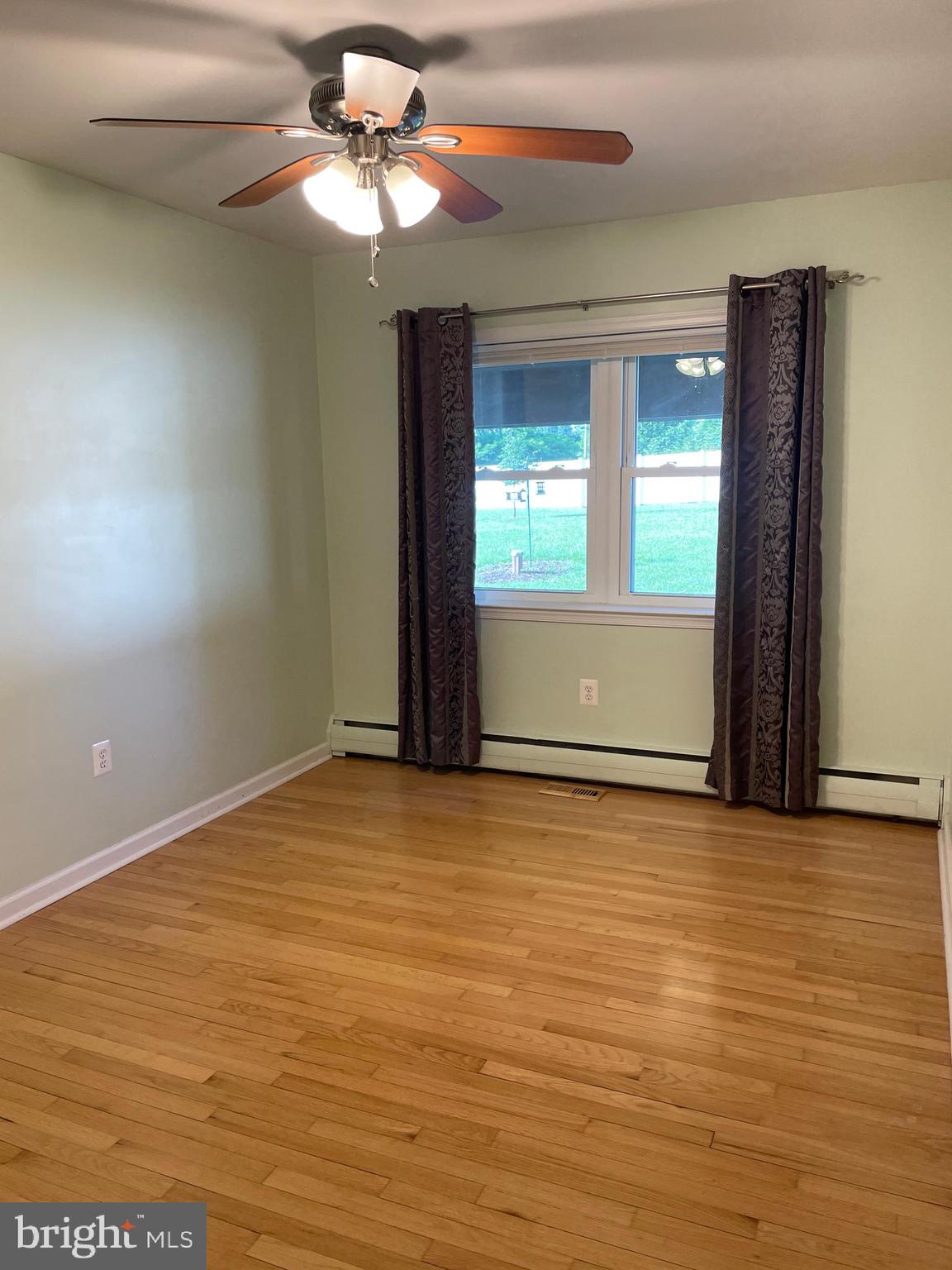 339 Hook Road Westminster, MD 21157 - Photo 13 of 19 2nd Bedroom
