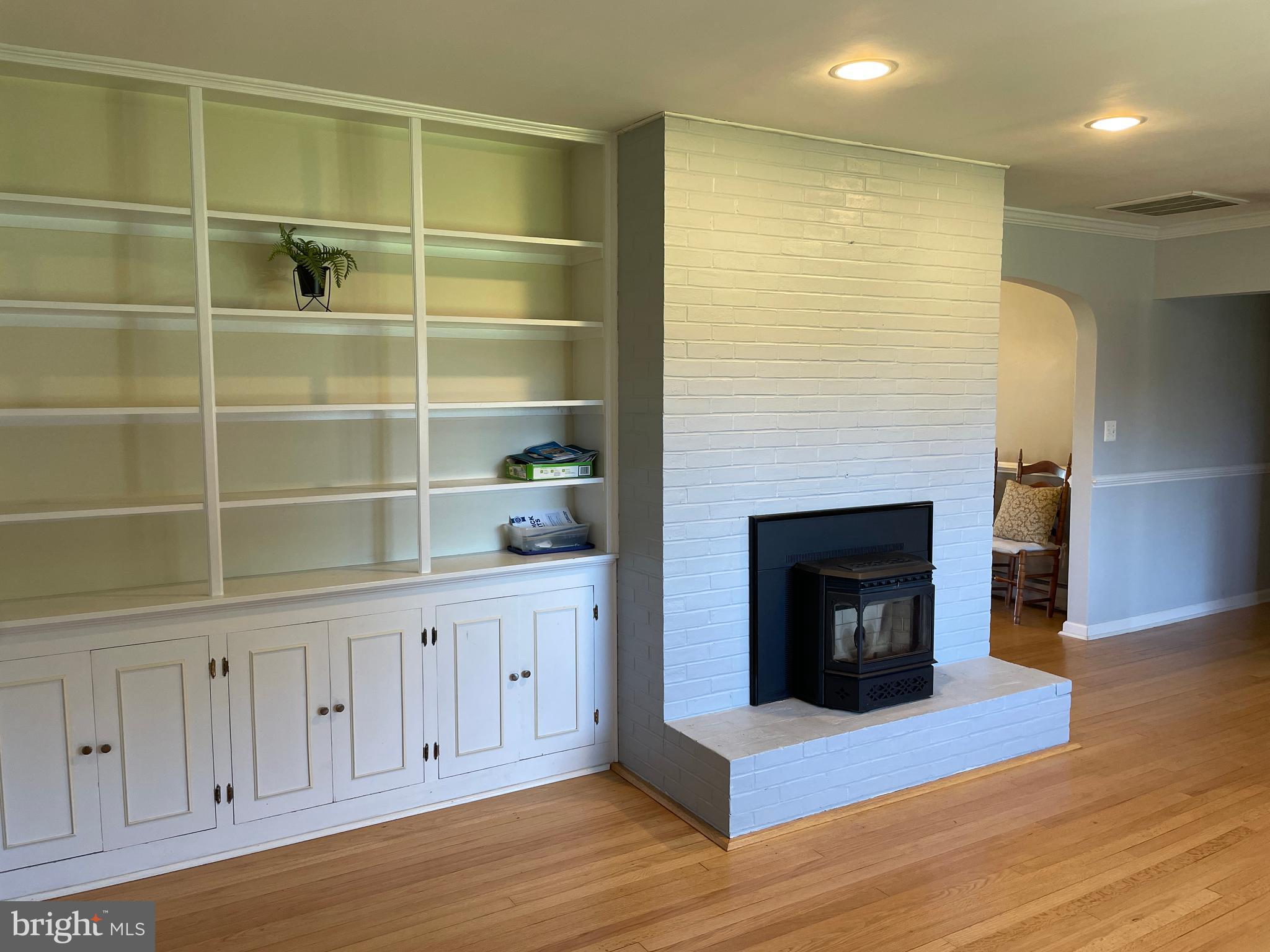 339 Hook Road Westminster, MD 21157 - Photo 5 of 19 More charming details: Built-Ins and Fireplace