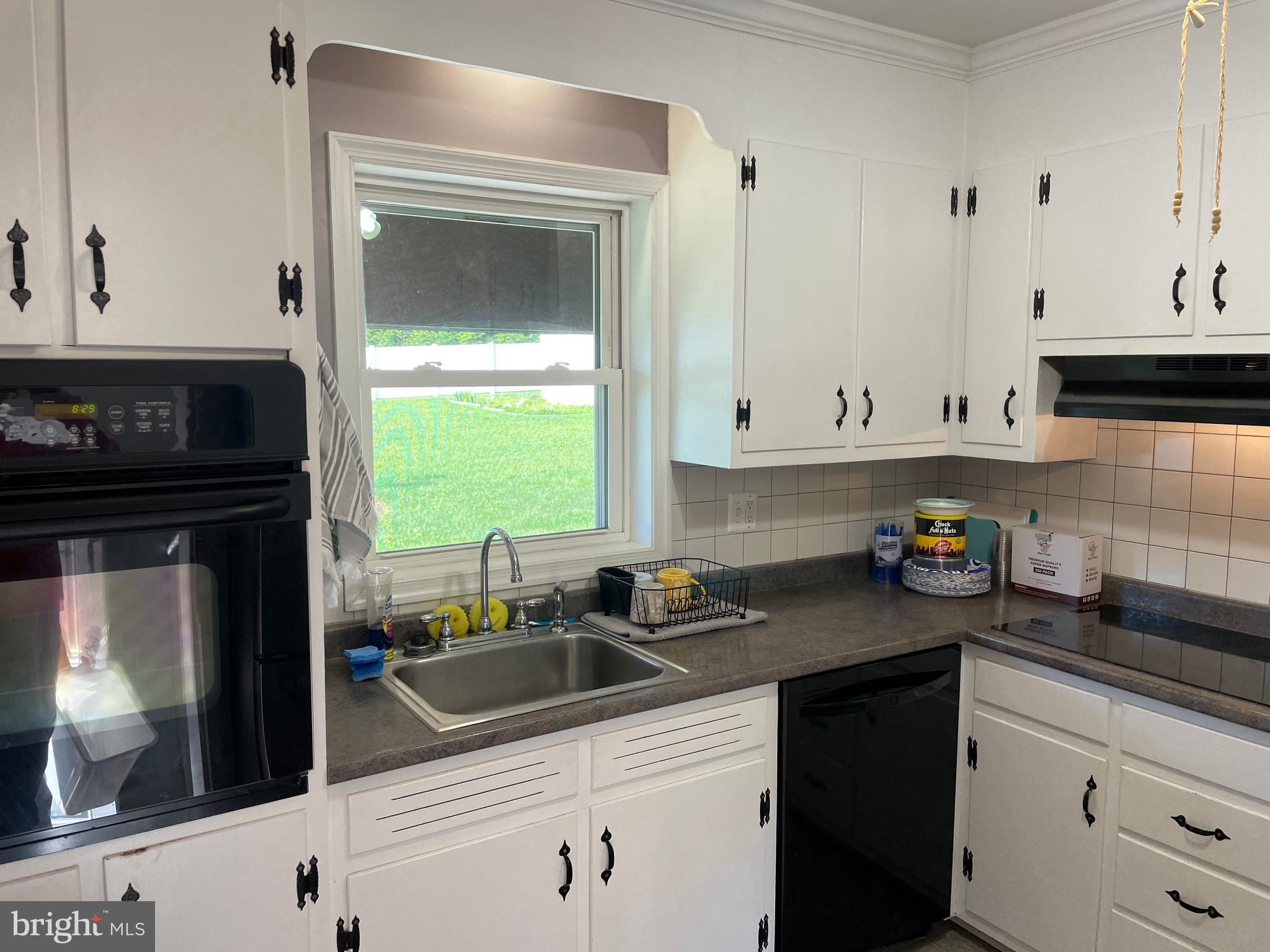 339 Hook Road Westminster, MD 21157 - Photo 8 of 19 Updated Kitchen