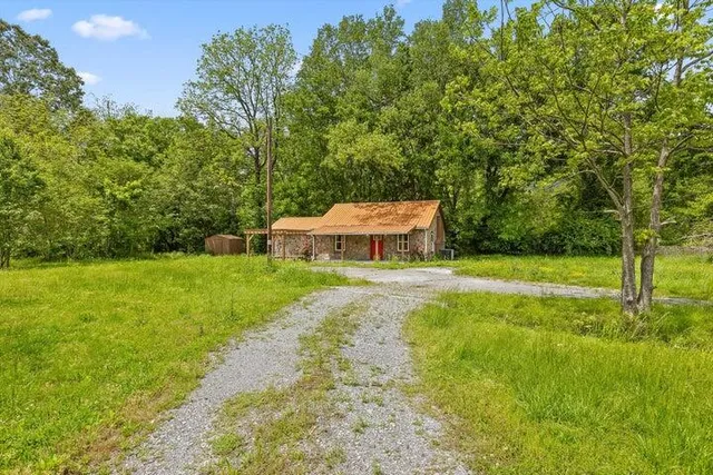 $209,000 | 551 South Main Street, Whitwell, TN 37397