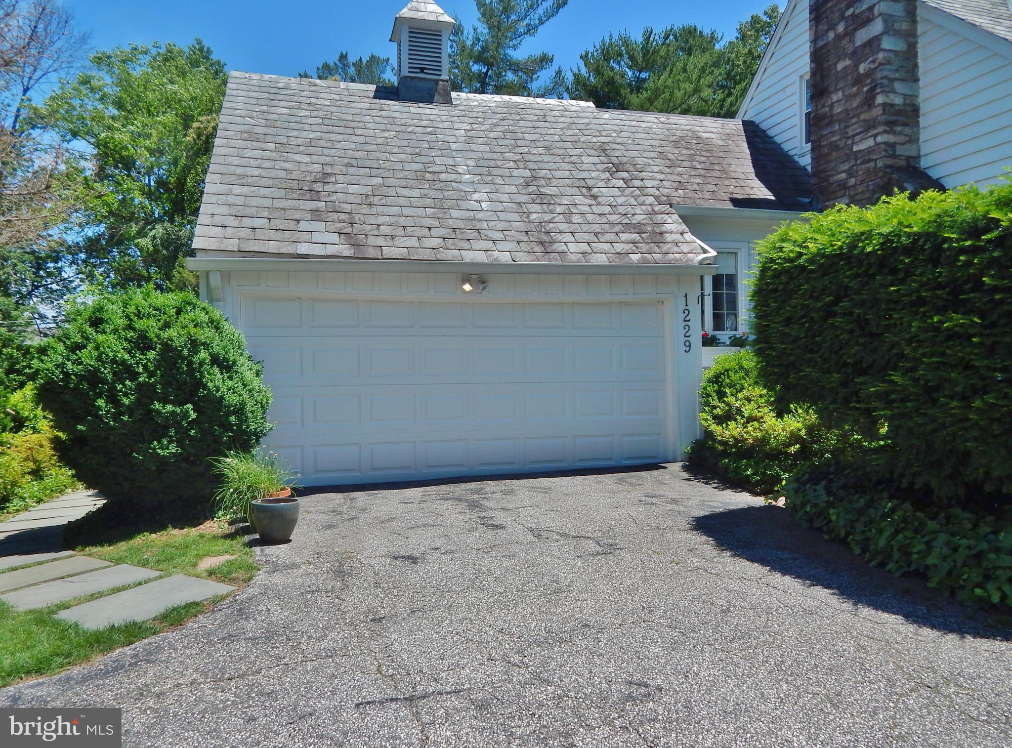 1229 Dulaney Valley Road Towson, MD 21286 - Photo 42 of 58 Attached Garage