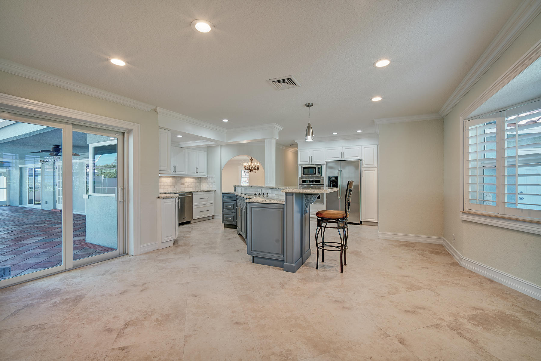 971 Southwest 16th Street Boca Raton, FL 33486 - Photo 8 of 36 Kitchen open to Fam Rm