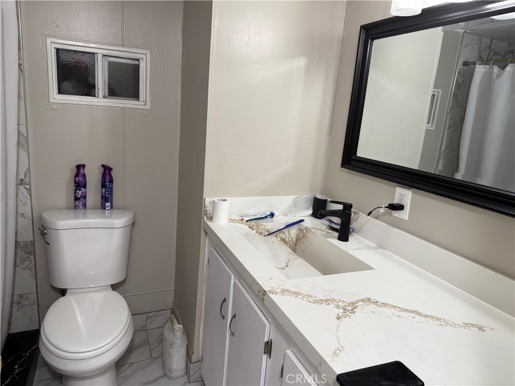 6665 Long Beach, Unit B23 Long Beach, CA 90805 - Photo 4 of 8