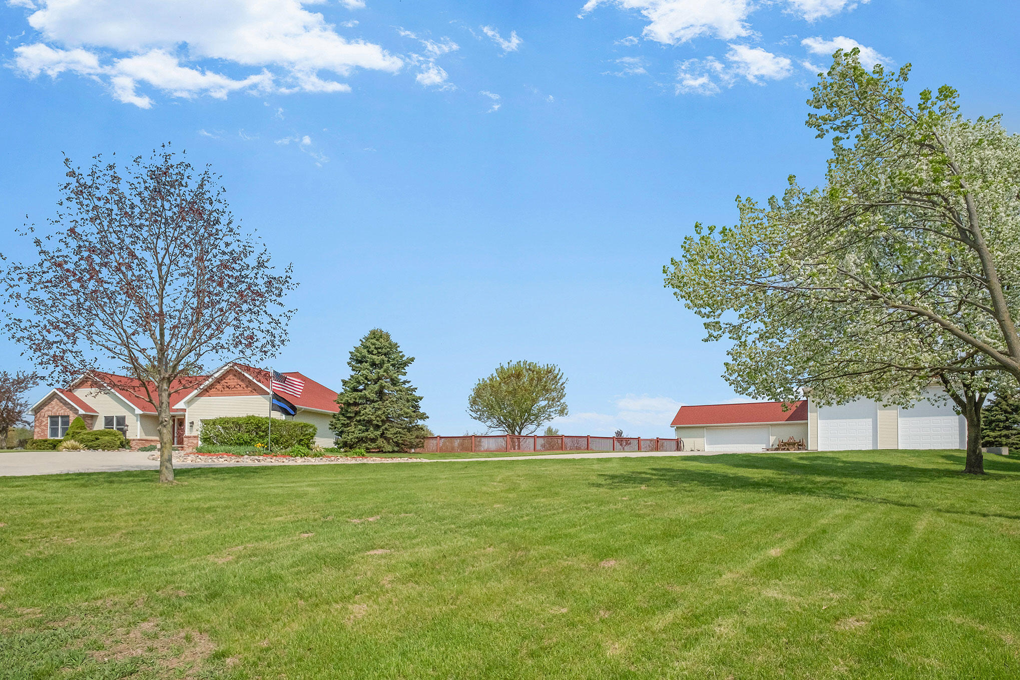9786 Waterman Road Brooklyn, MI 49230 - Photo 5 of 38 5