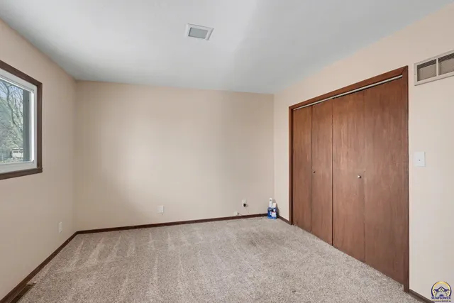 $249,900 | 112 Walnut Court, Perry, KS 66073